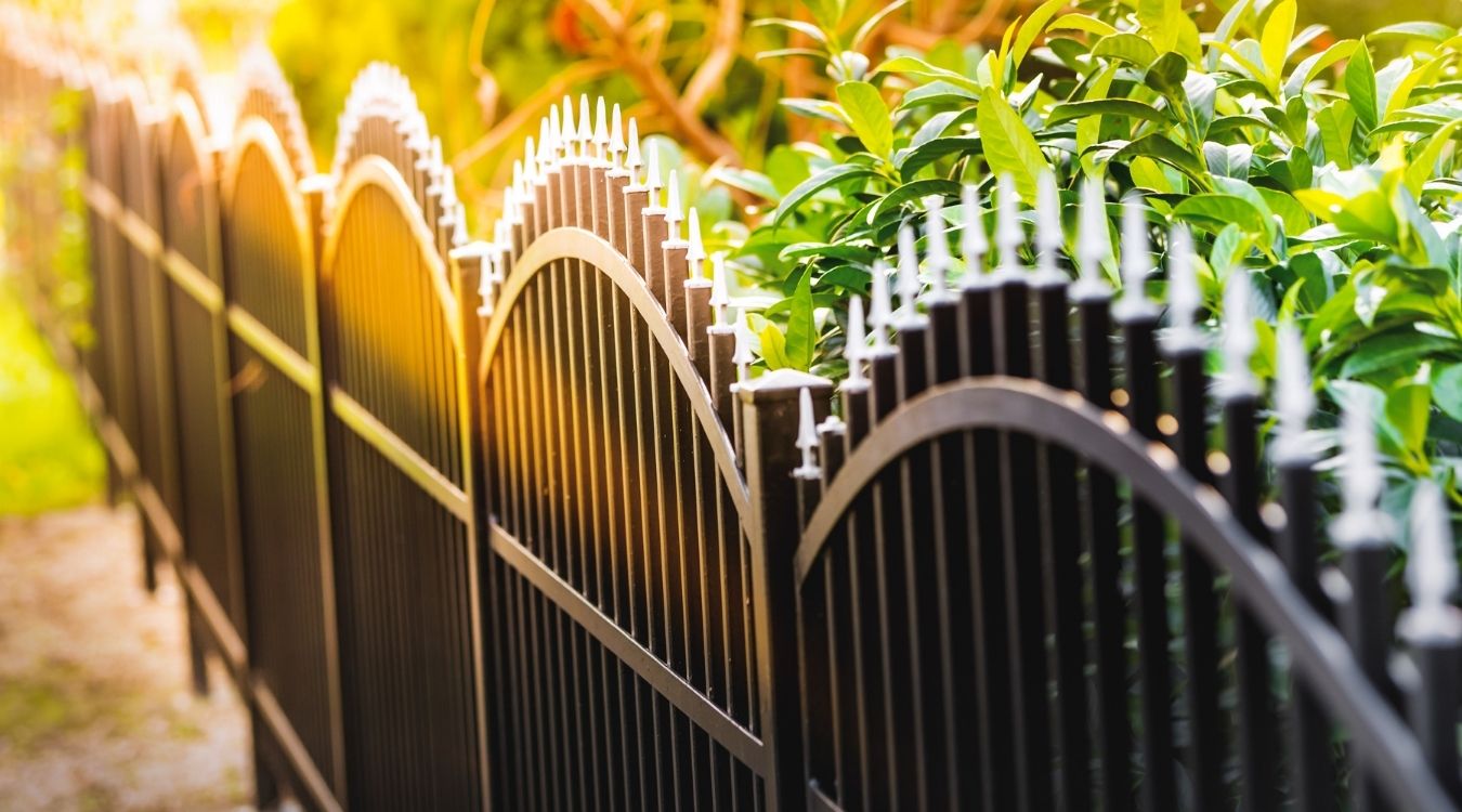 iron fence iron fence